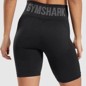 Gymshark Flex Cycling Shorts in Black XS NWT in packaging